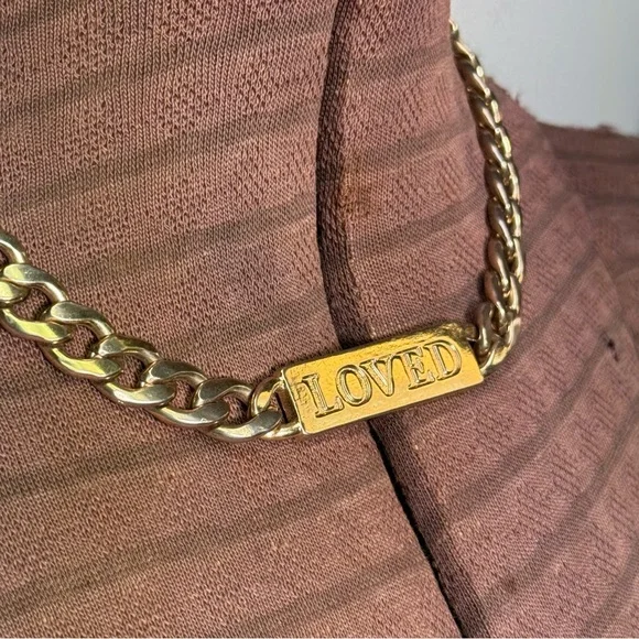 Vintage Mika Y2K Goldtone Chunky Cuban Chain Link Necklace 'LOVED' Pendant - Picture 14 of 15